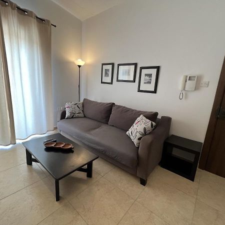 St Julians Smart 2 Bedroom Apartment San Ġiljan Extérieur photo